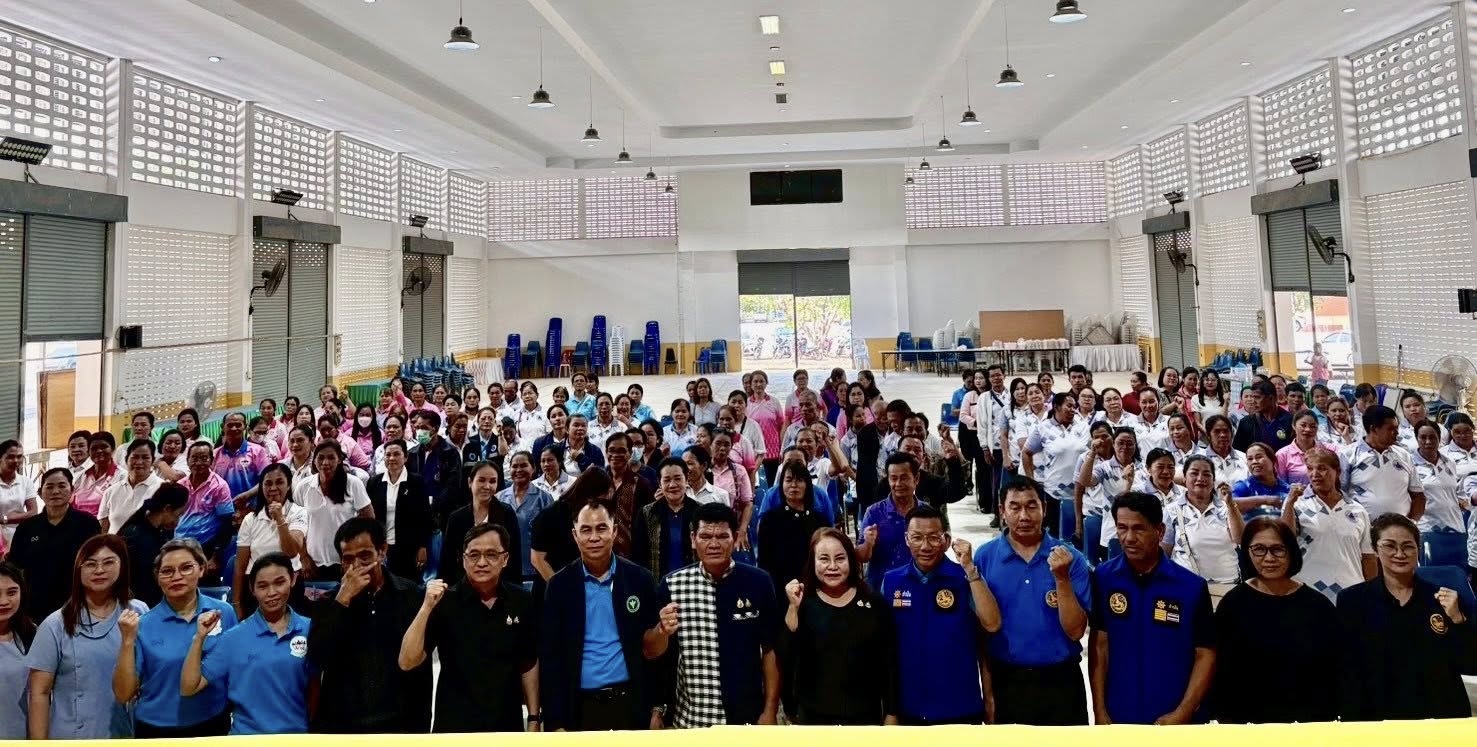 @รักที่สุด...ที่กุดชุม พช.กุดชุม  ร่วมพิธีเปิดการประชุมการสร้างกลไกการเรียนรู้ระดับพื้นที่ของภาคีเครือข่ายที่เกี่ยวข้อง เพื่อเสริมสร้างทักษะการเรียนรู้ของเด็กตามช่วง